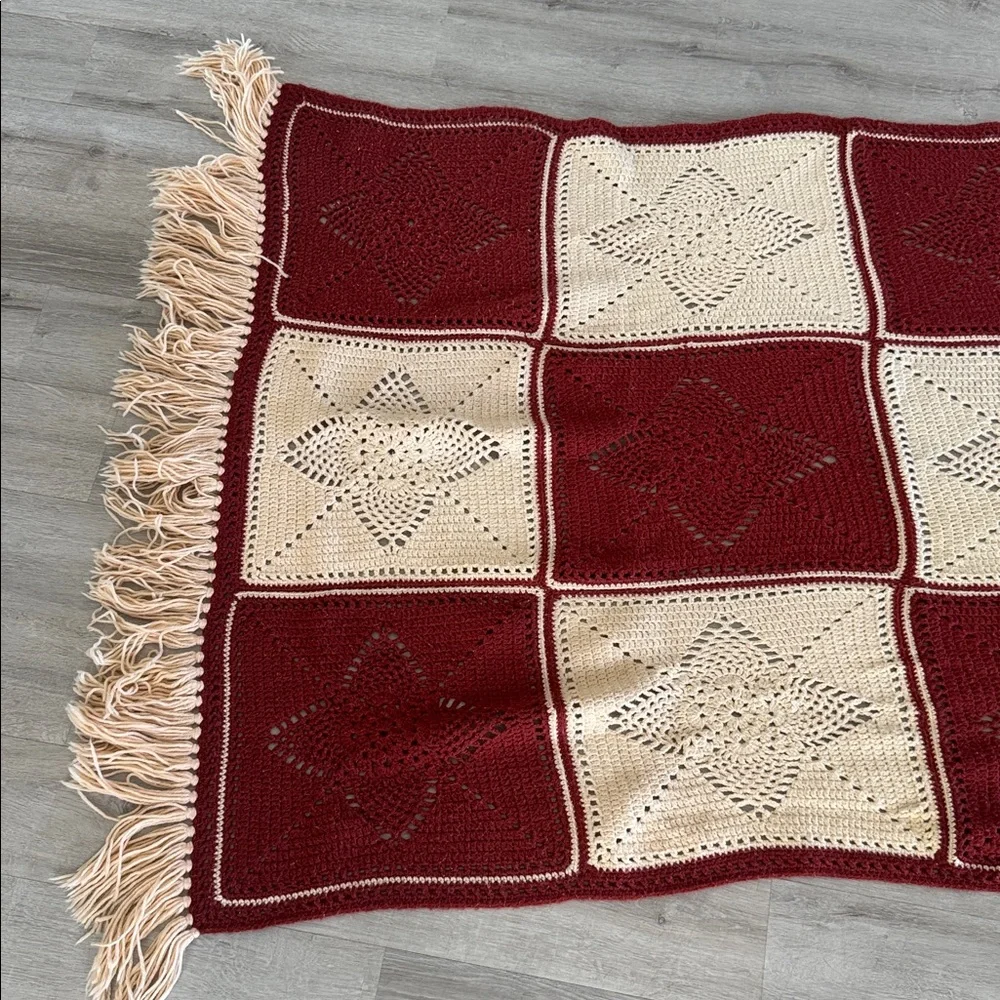 Vintage Handmade Crochet Afghan Throw Blanket Red Cream Granny Square Fringe